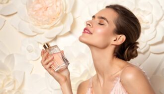 Jakie są najbardziej kultowe perfumy Givenchy dla nowoczesnych kobiet?